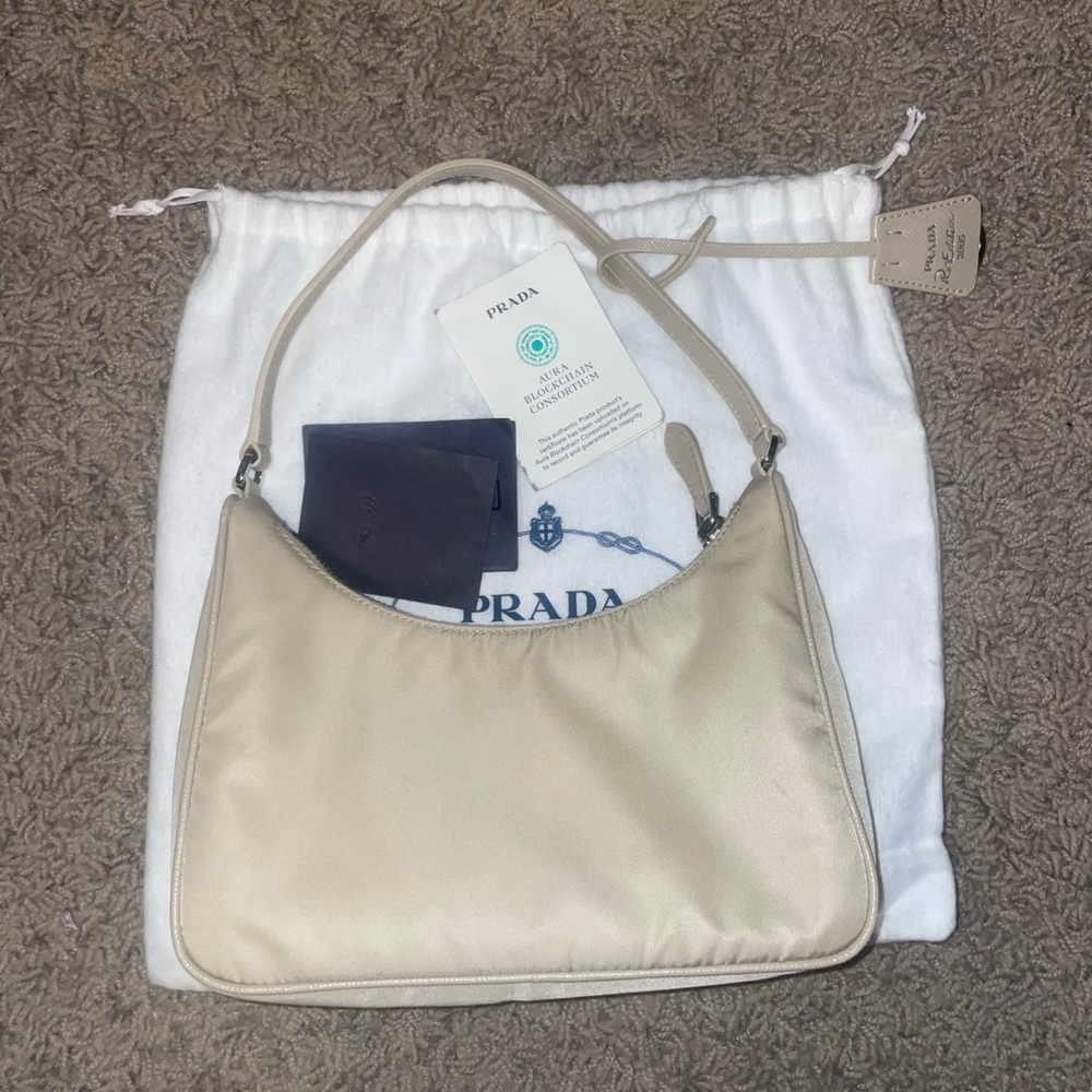 Prada Re-Edition Tessuto Re-Nylon Bag - Picture 3 of 14